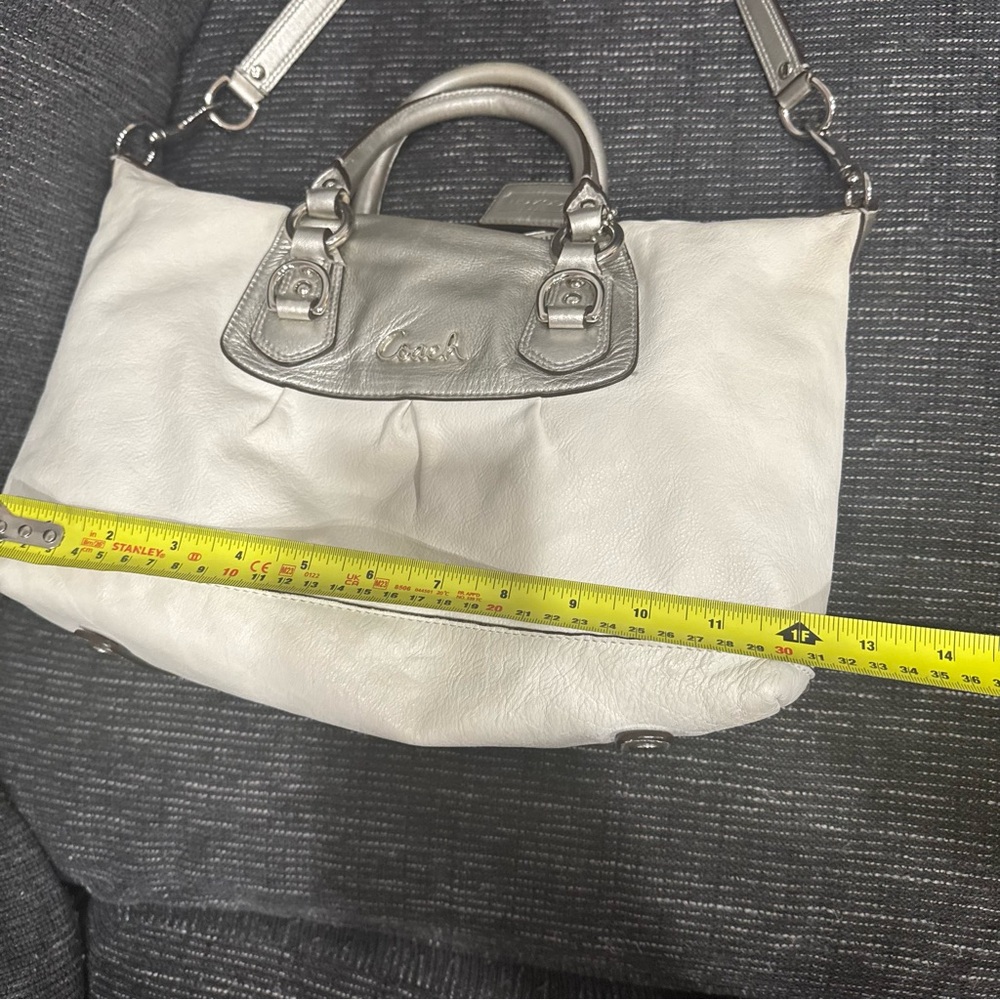 Coach Metallic Silver and Cream Satchel - excellent condition - Picture 12 of 16